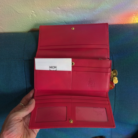 MCM trifold continental leather Princess wallet main image 6